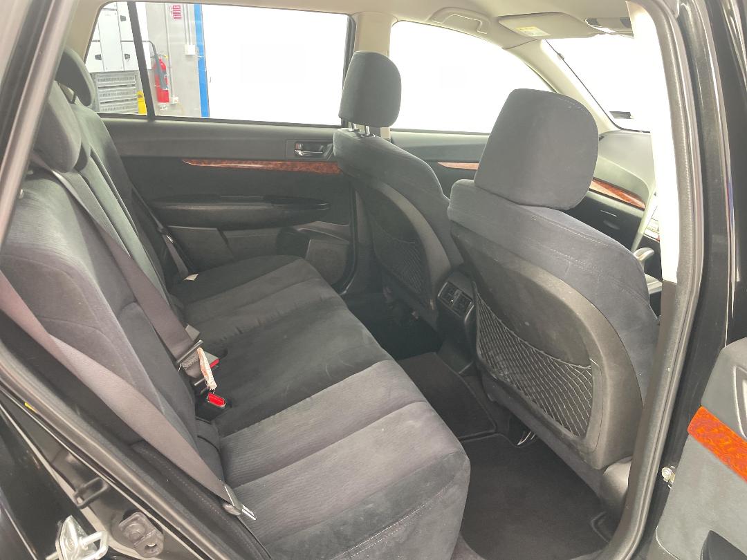 Photo '20' of Subaru Legacy