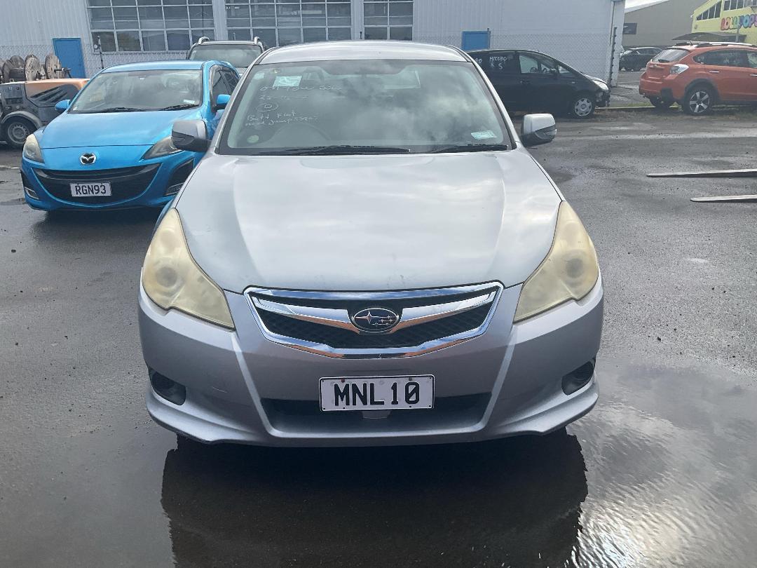 Photo '2' of Subaru Legacy