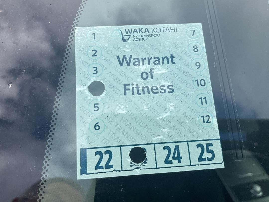 Photo '15' of Subaru Legacy