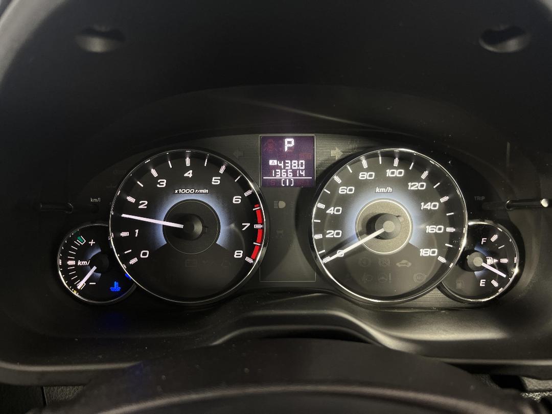 Photo '21' of Subaru Legacy