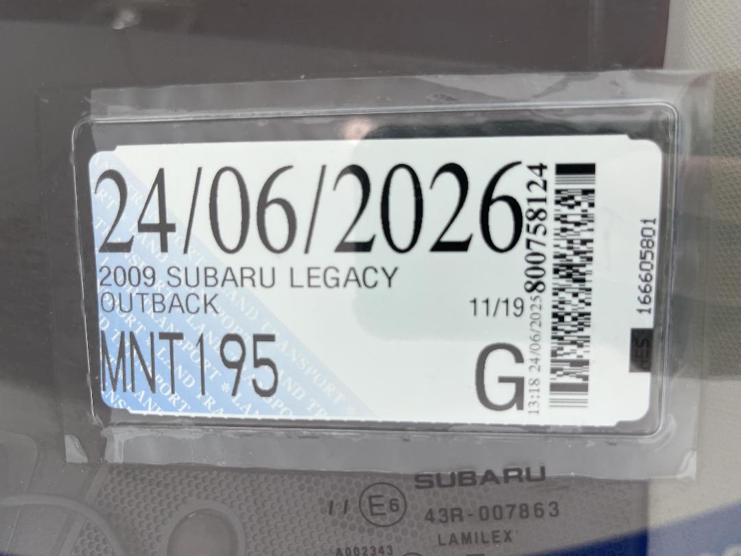 Photo '25' of Subaru Legacy
