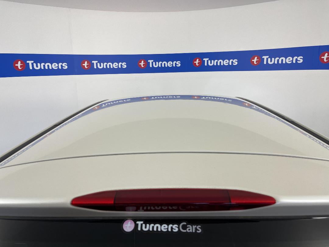 Photo '26' of Subaru Legacy