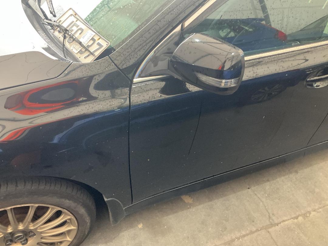 Photo '8' of Subaru Legacy