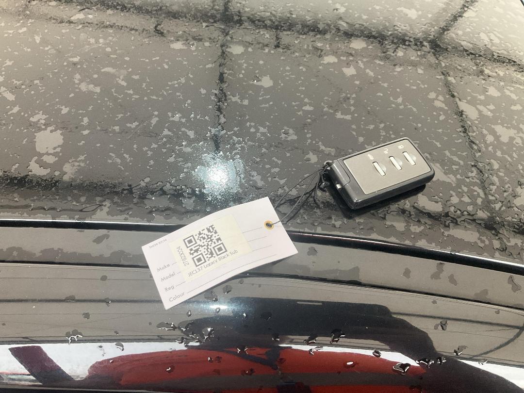 Photo '22' of Subaru Legacy