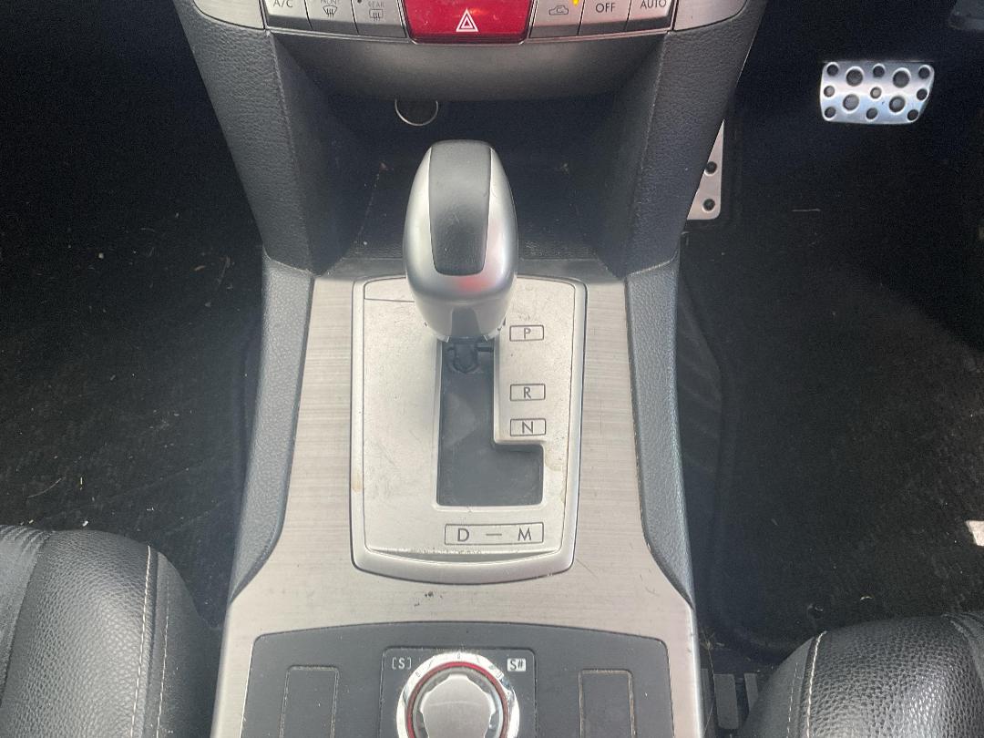 Photo '11' of Subaru Legacy