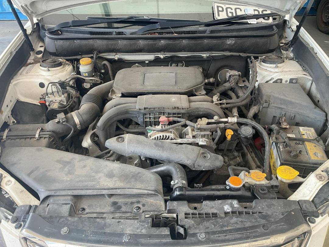 Photo '16' of Subaru Legacy