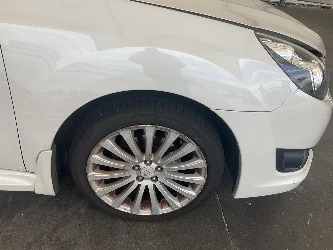 Photo '18' of Subaru Legacy