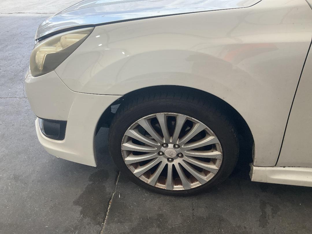 Photo '21' of Subaru Legacy