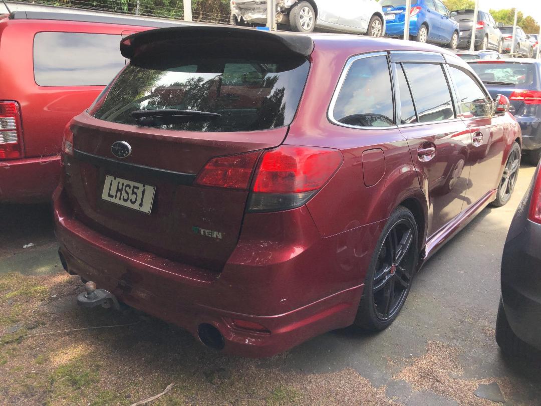 Photo '5' of Subaru Legacy