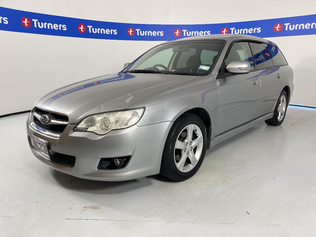 Photo '4' of Subaru Legacy