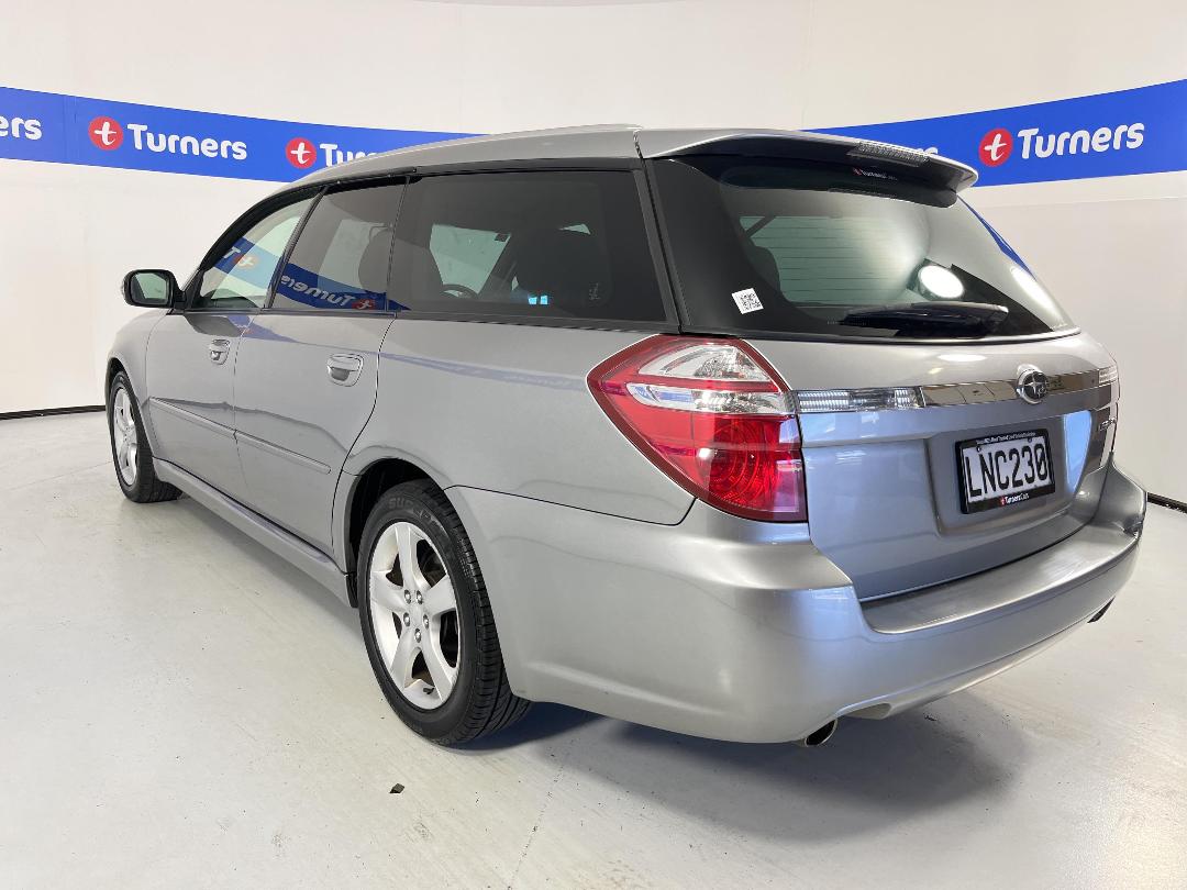 Photo '5' of Subaru Legacy