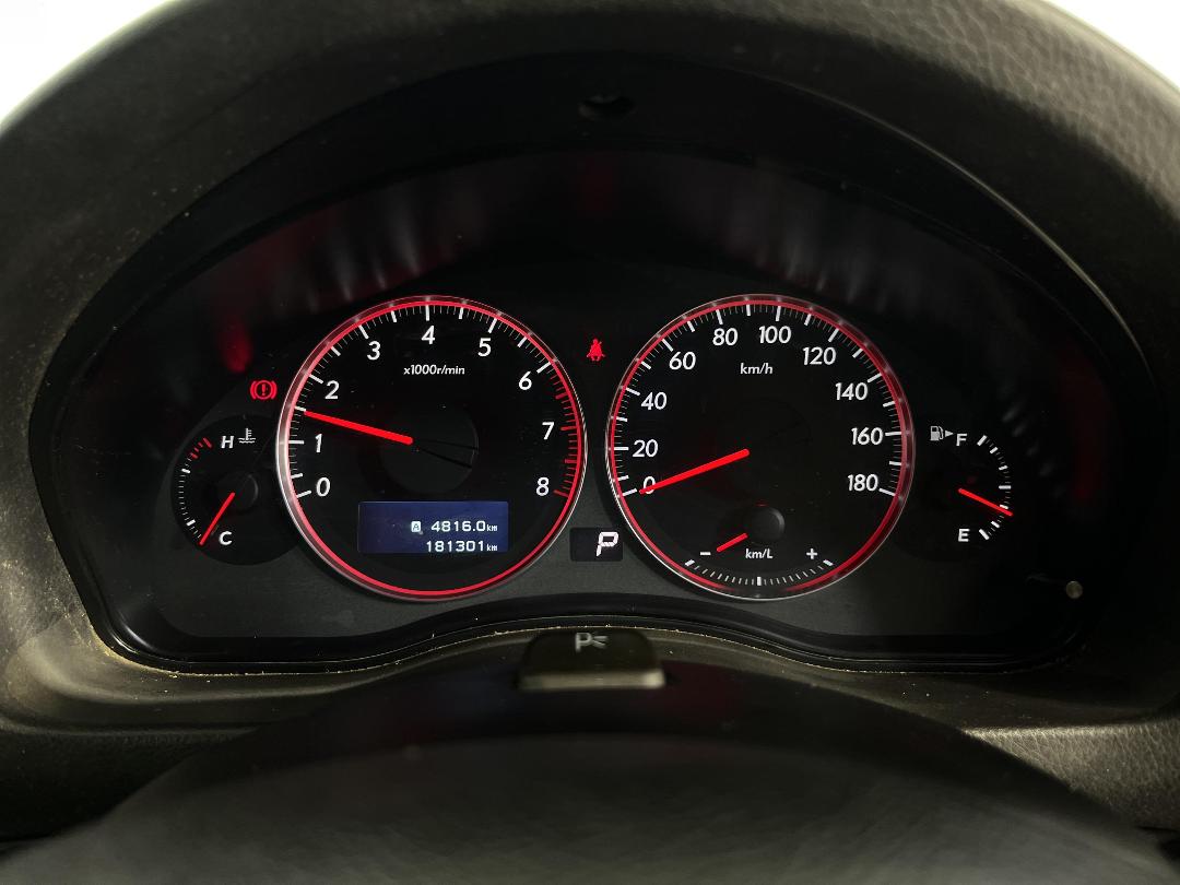 Photo '21' of Subaru Legacy