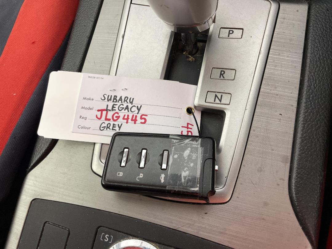 Photo '22' of Subaru Legacy