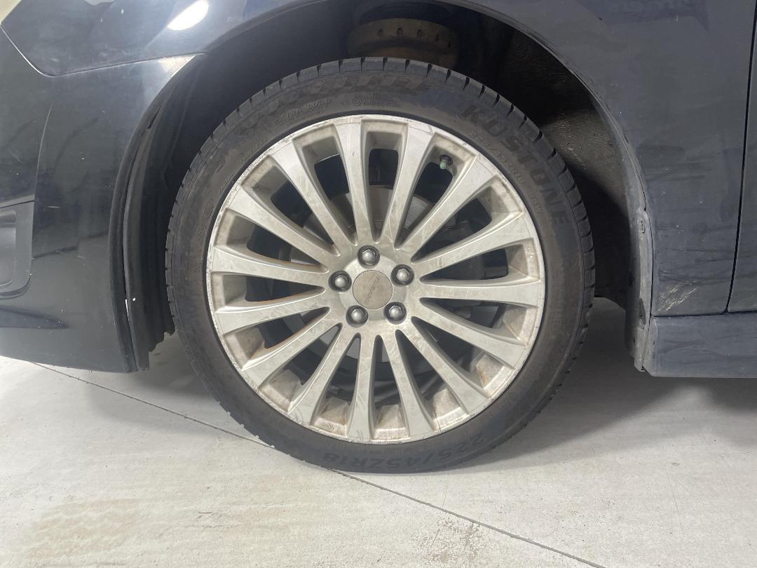 Photo '8' of Subaru Legacy 2.5L-AWD