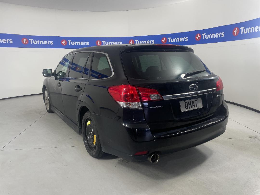 Photo '4' of Subaru Legacy 2.5L-AWD