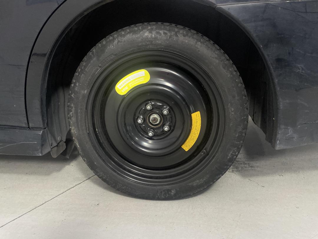 Photo '9' of Subaru Legacy 2.5L-AWD