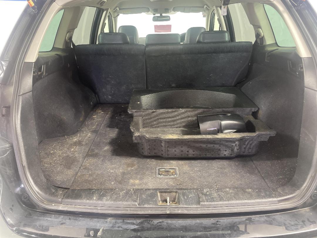 Photo '12' of Subaru Legacy 2.5L-AWD