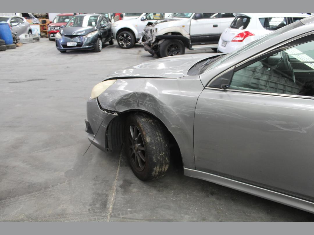 Photo '2' of Subaru Legacy