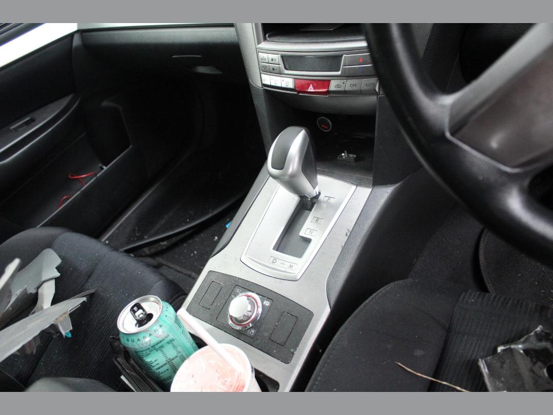 Photo '11' of Subaru Legacy