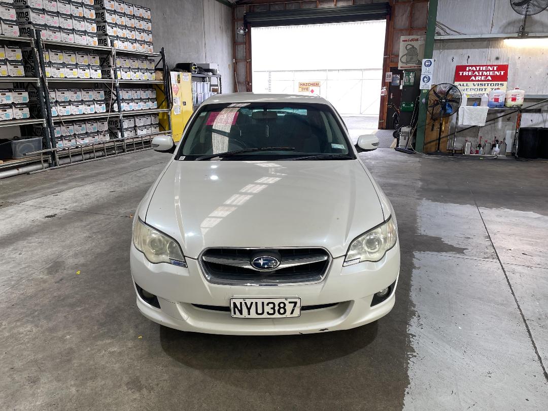 Photo '2' of Subaru Legacy B4