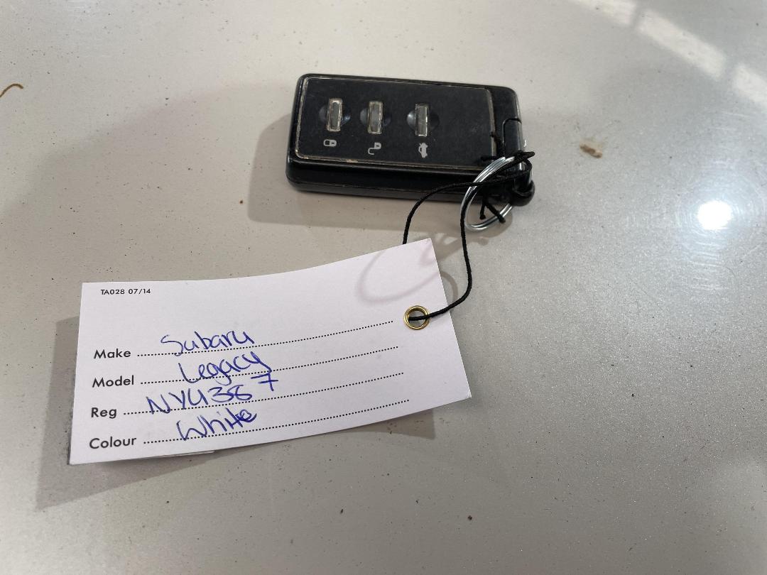 Photo '13' of Subaru Legacy B4