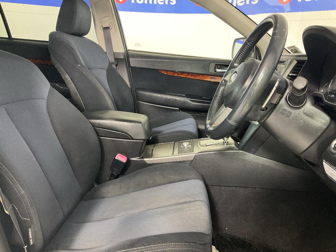 Photo '16' of Subaru Legacy Photo '16' of Subaru Legacy