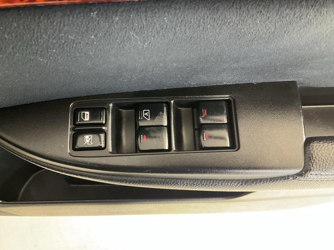 Photo '28' of Subaru Legacy Photo '28' of Subaru Legacy