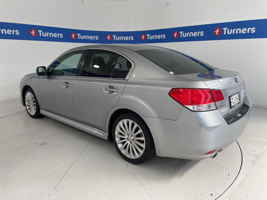 Photo '5' of Subaru Legacy