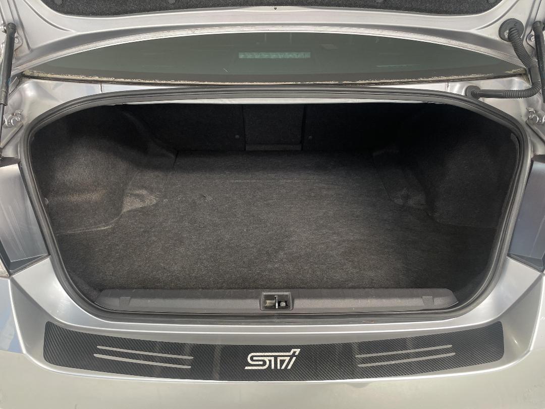 Photo '14' of Subaru Legacy