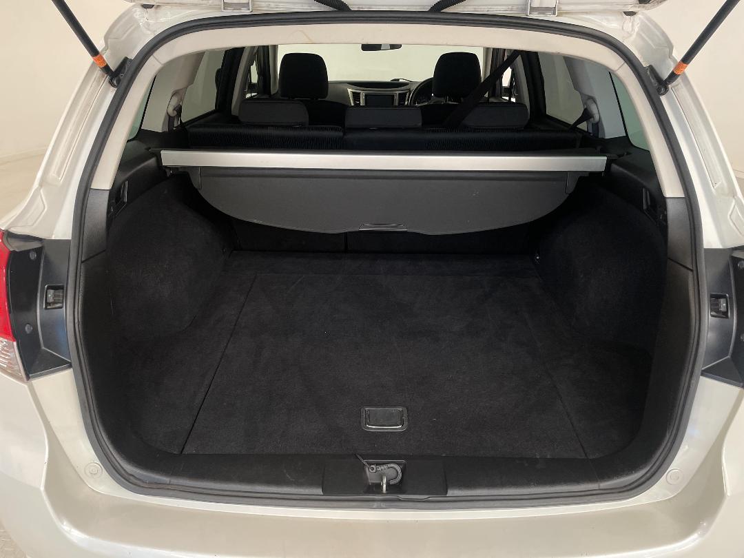 Photo '14' of Subaru Legacy Photo '14' of Subaru Legacy