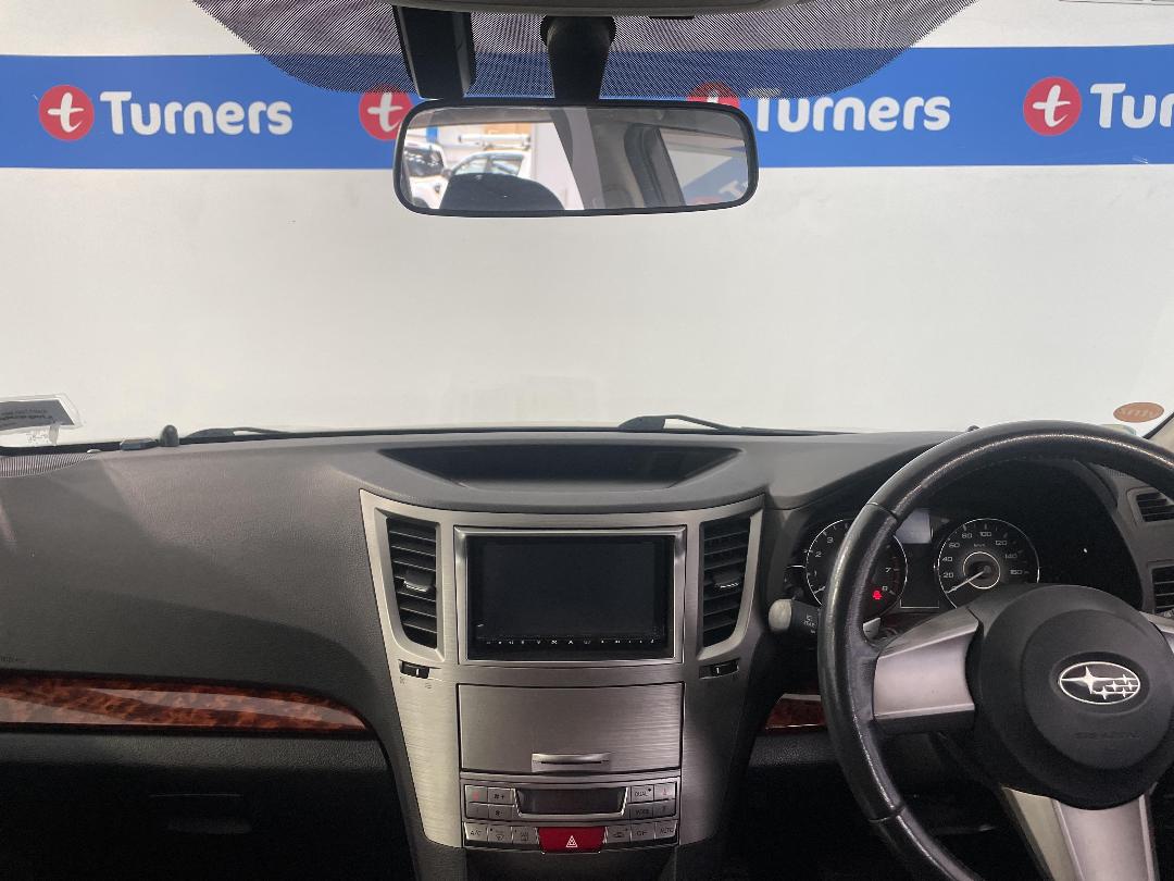 Photo '17' of Subaru Legacy Photo '17' of Subaru Legacy