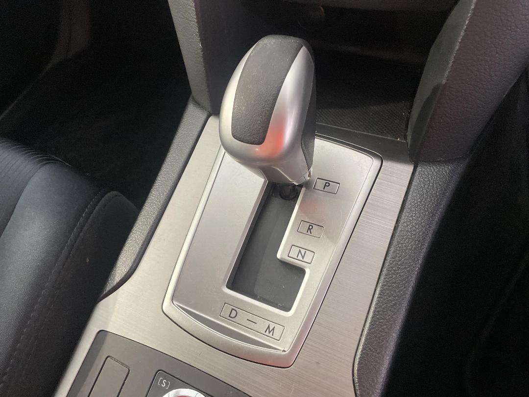 Photo '30' of Subaru Legacy Photo '30' of Subaru Legacy