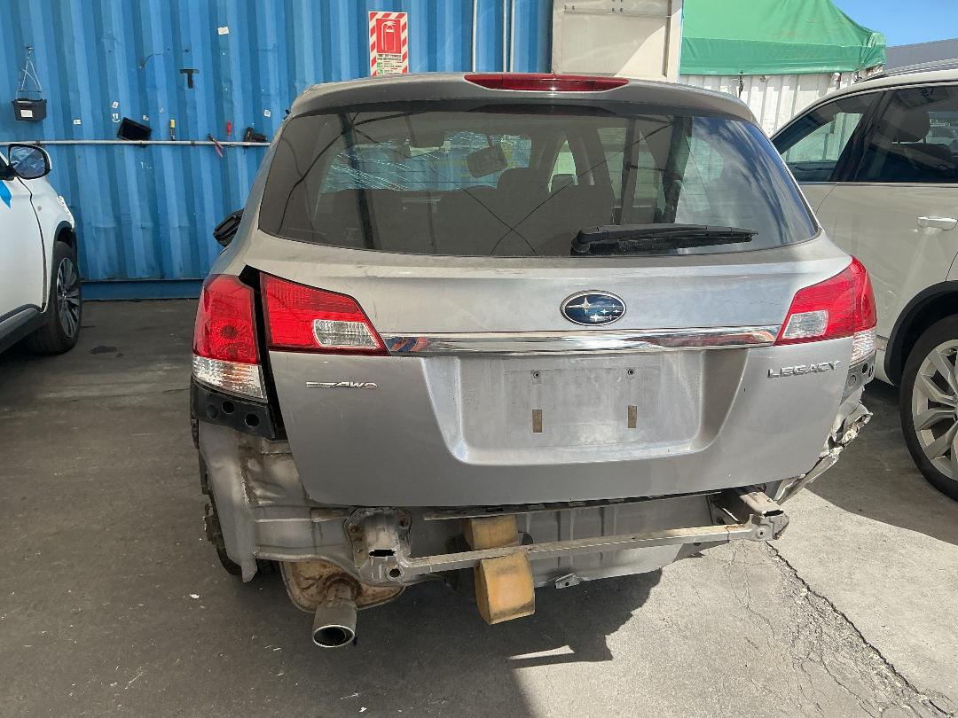 Photo '3' of Subaru Legacy