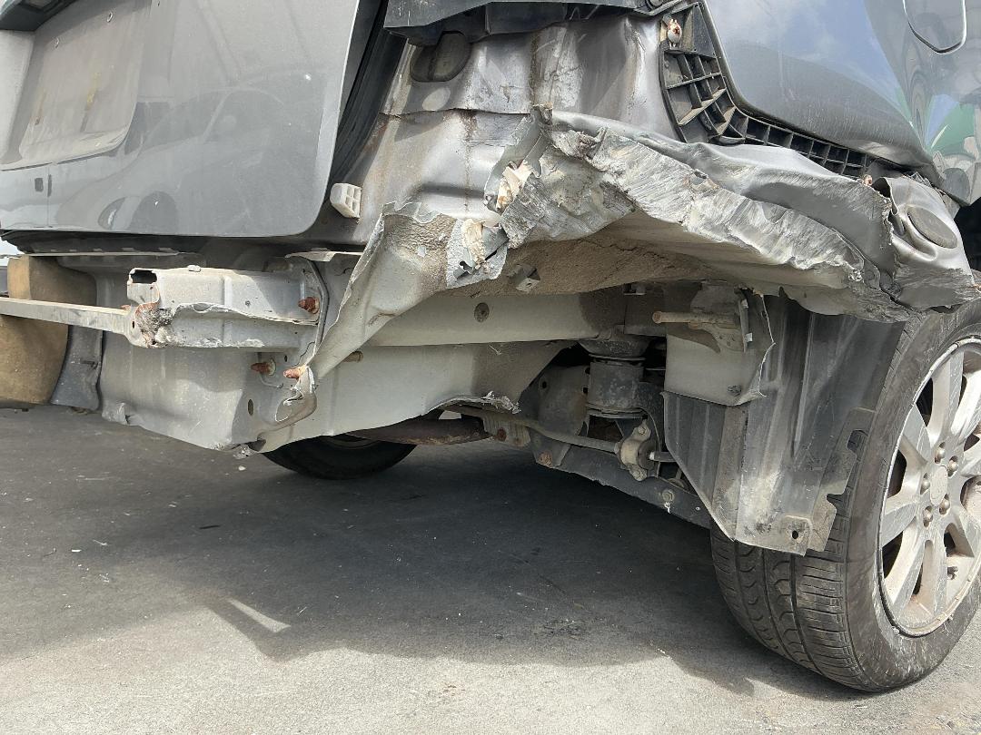 Photo '10' of Subaru Legacy