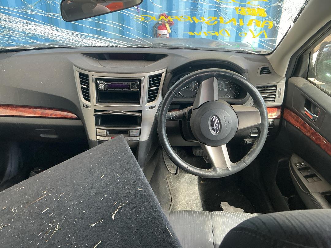 Photo '12' of Subaru Legacy