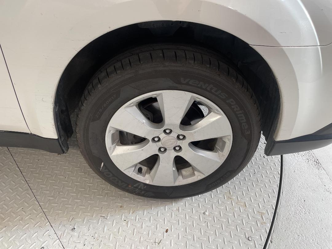 Photo '9' of Subaru Legacy Photo '9' of Subaru Legacy