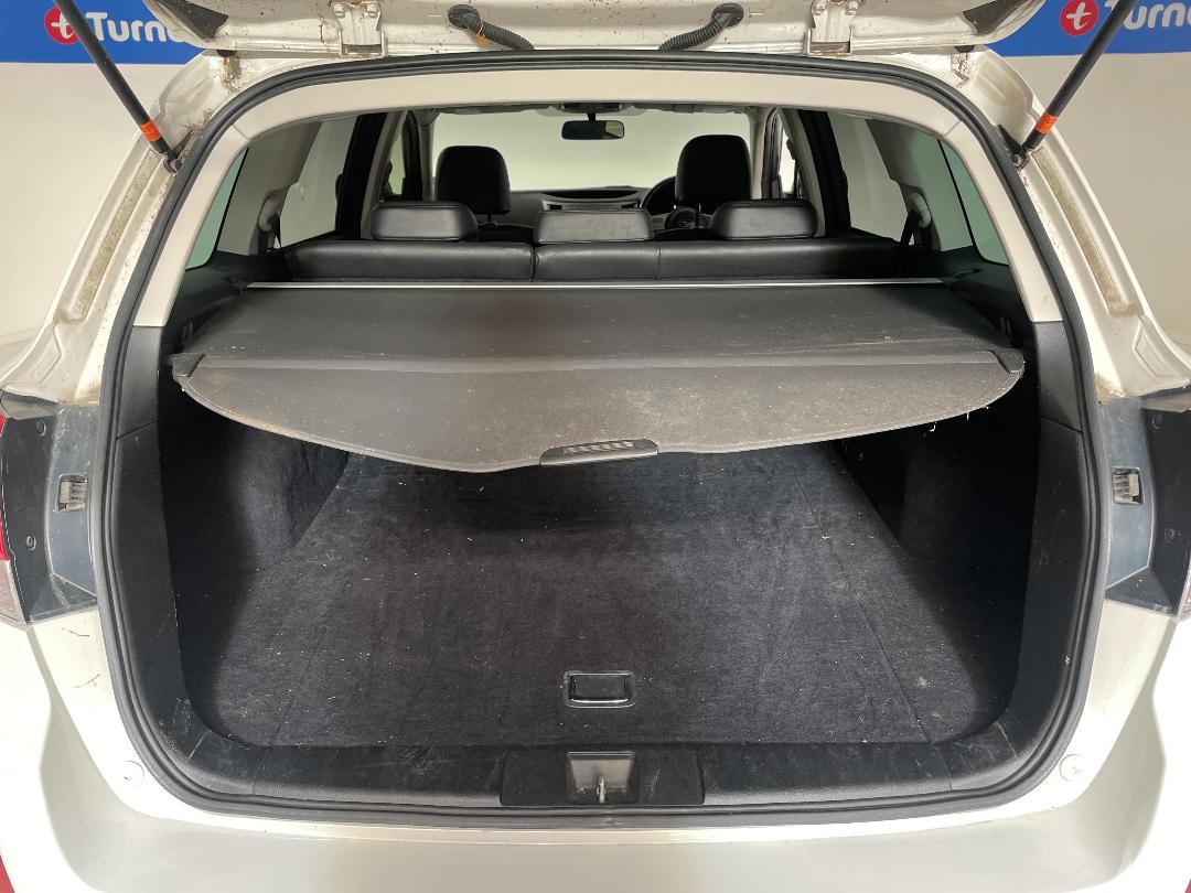 Photo '14' of Subaru Legacy Photo '14' of Subaru Legacy