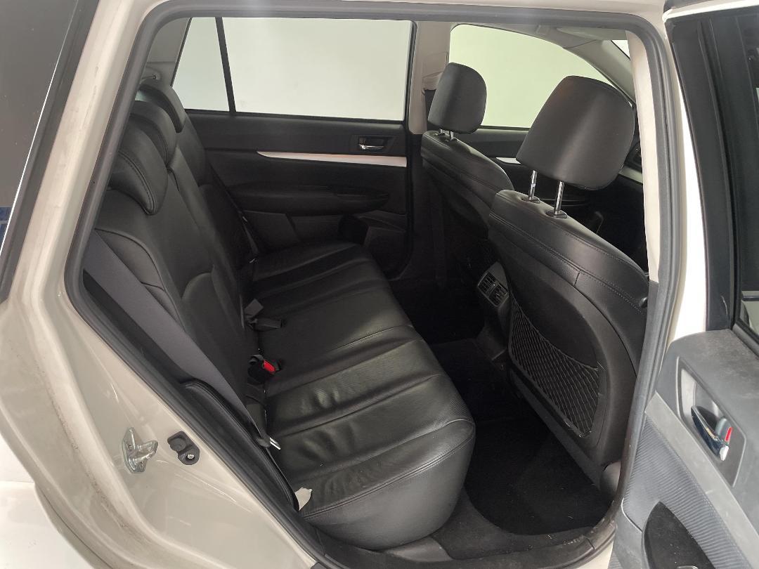 Photo '20' of Subaru Legacy Photo '20' of Subaru Legacy