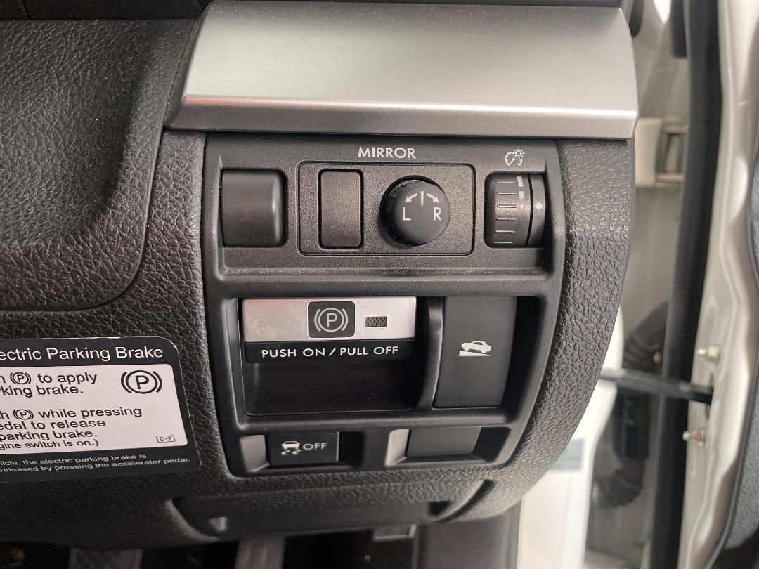 Photo '25' of Subaru Legacy Photo '25' of Subaru Legacy