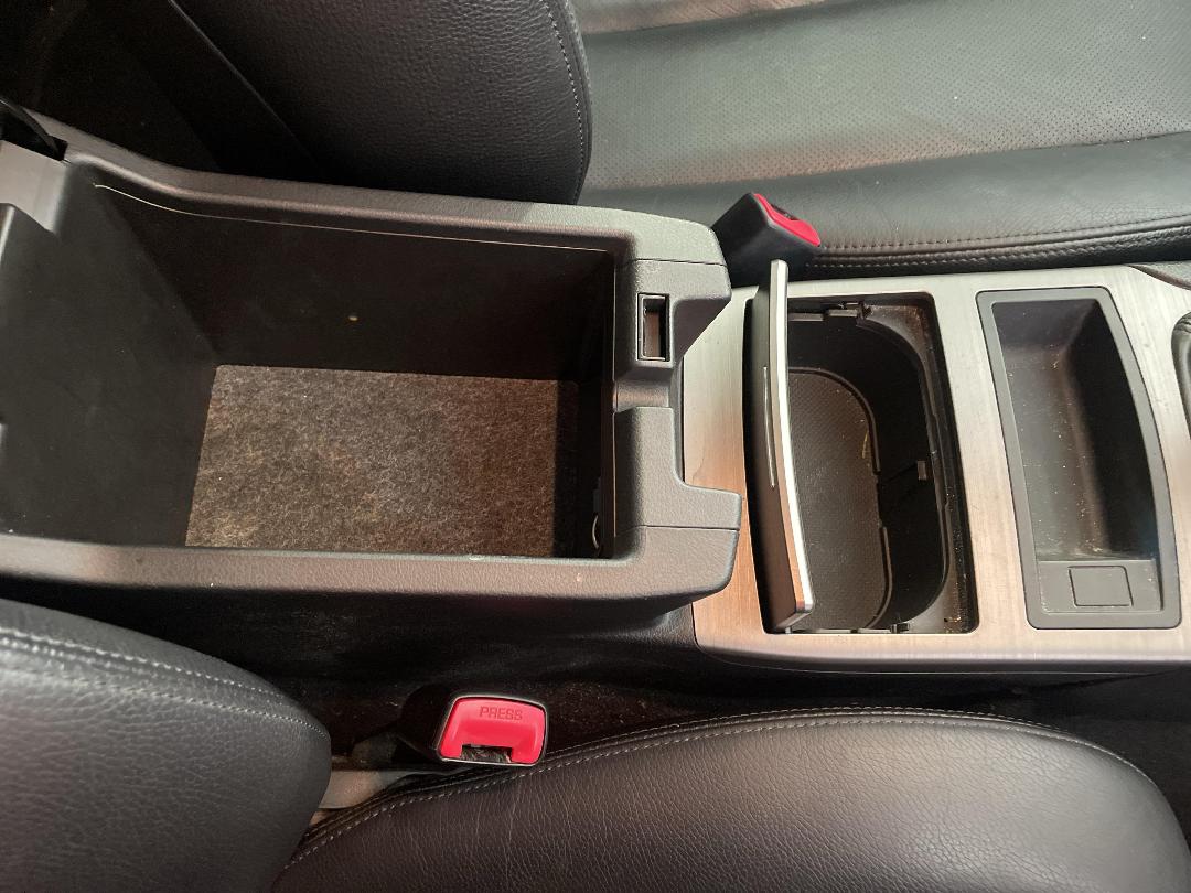 Photo '32' of Subaru Legacy Photo '32' of Subaru Legacy