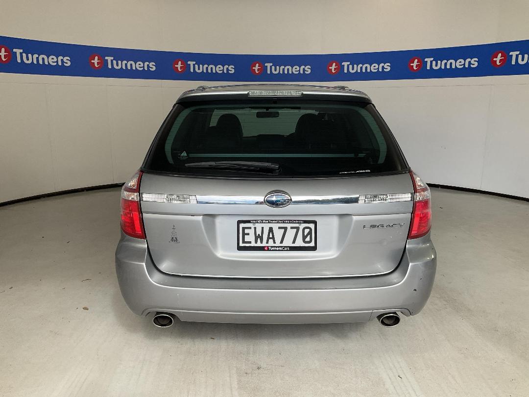 Photo '6' of Subaru Legacy