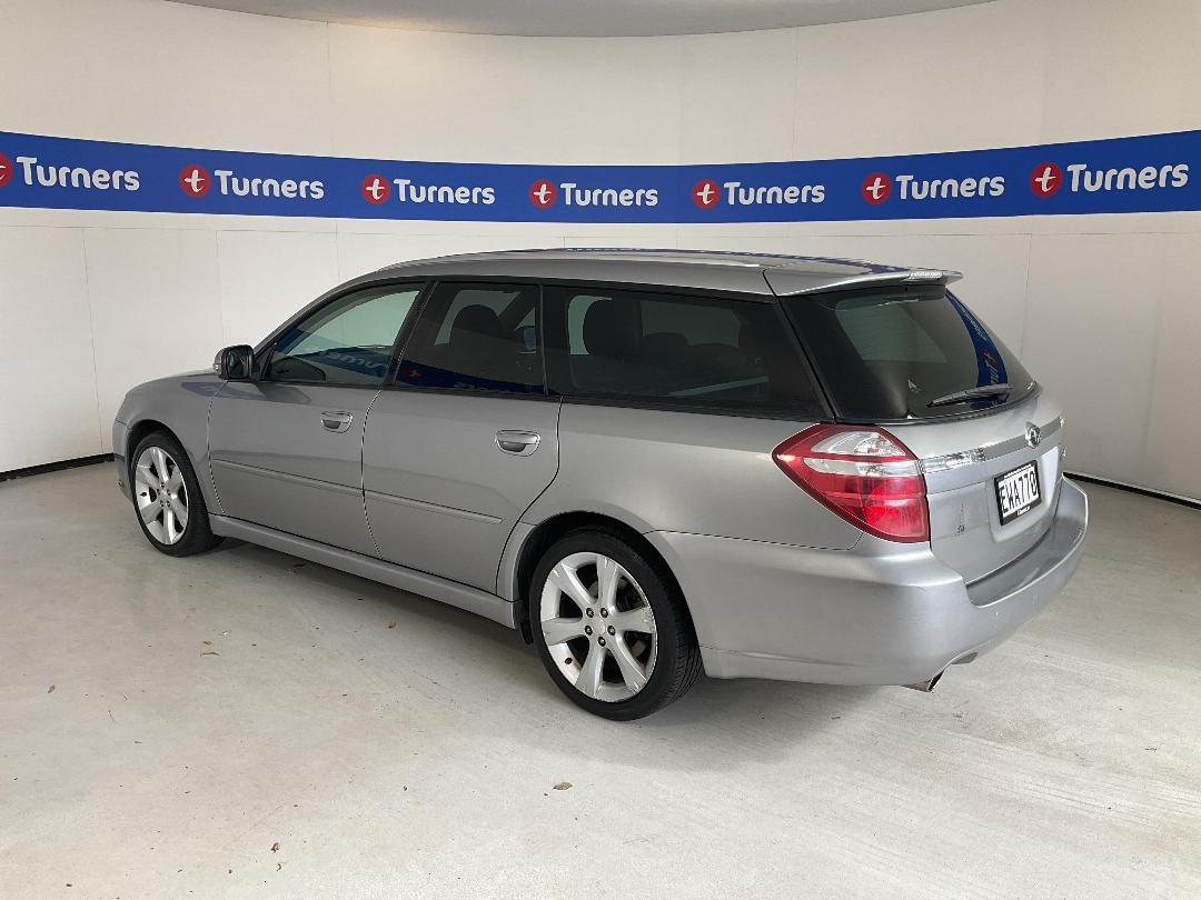 Photo '5' of Subaru Legacy