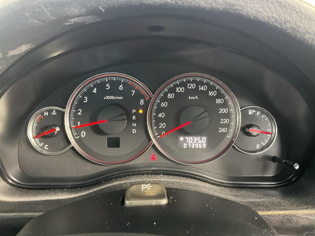 Photo '21' of Subaru Legacy