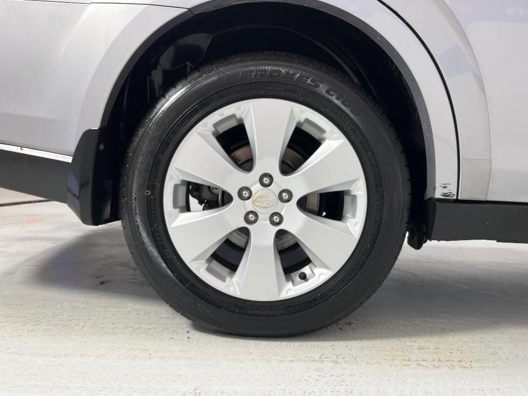 Photo '12' of Subaru Outback Photo '12' of Subaru Outback