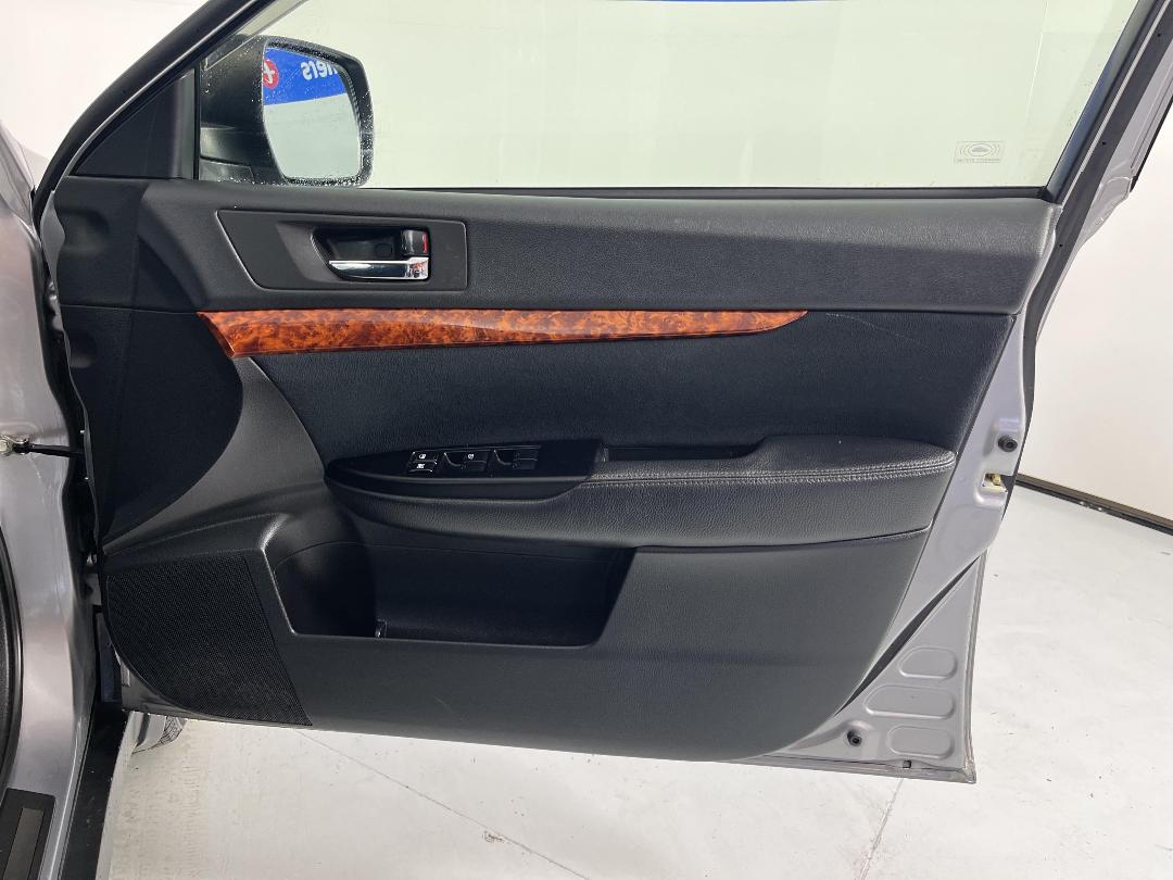 Photo '15' of Subaru Outback Photo '15' of Subaru Outback