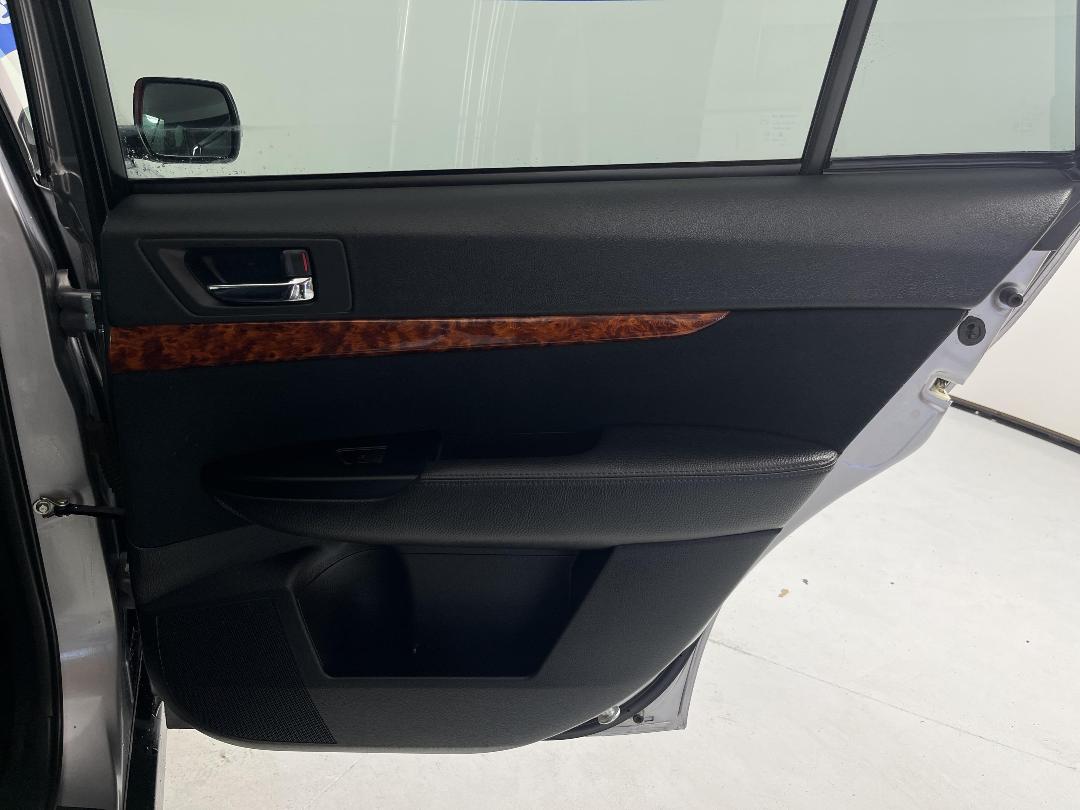 Photo '19' of Subaru Outback Photo '19' of Subaru Outback