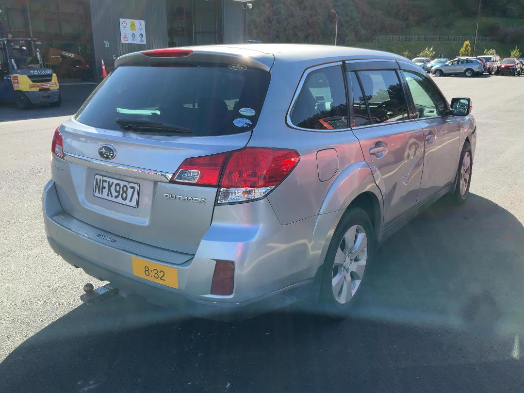 Photo '7' of Subaru Outback