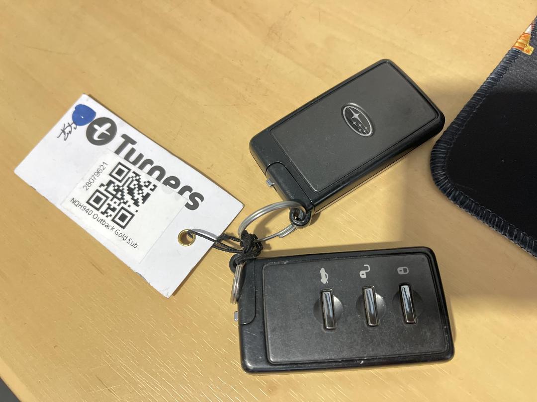 Photo '17' of Subaru Outback