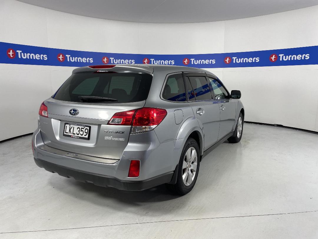 Photo '7' of Subaru Outback