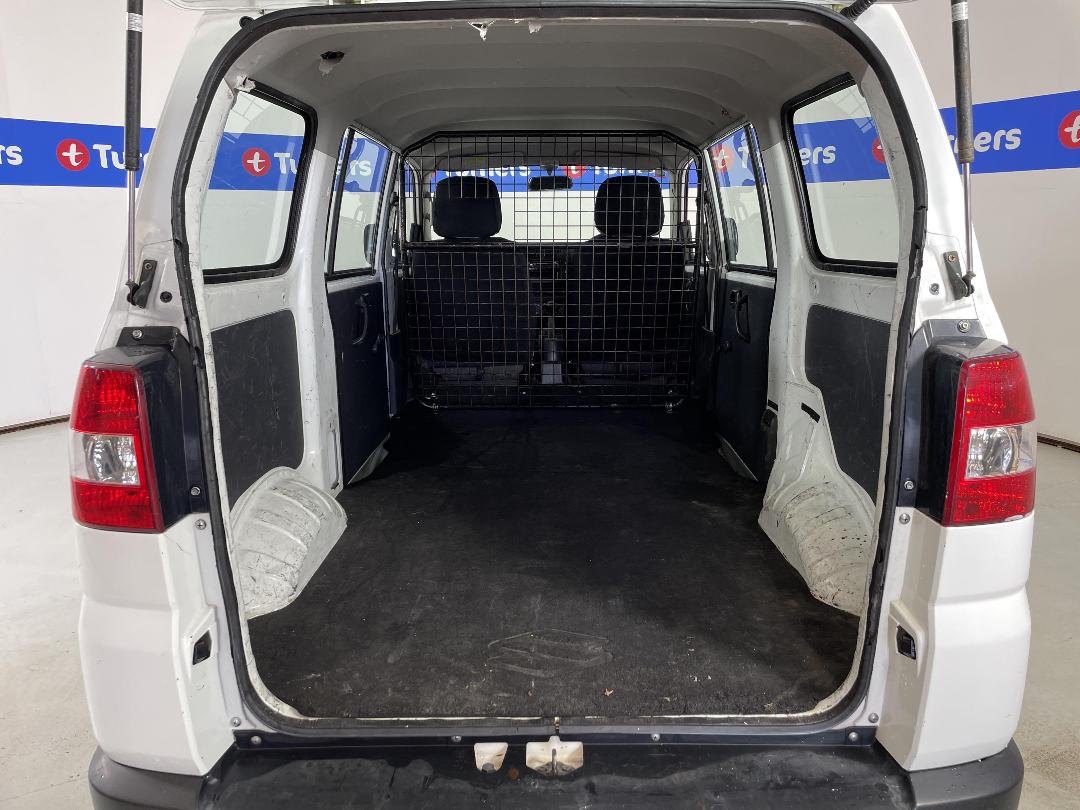 Photo '14' of Suzuki APV Photo '14' of Suzuki APV